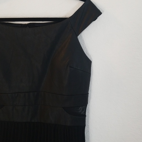 NWOT Off Shoulder Gown - Picture 2 of 7